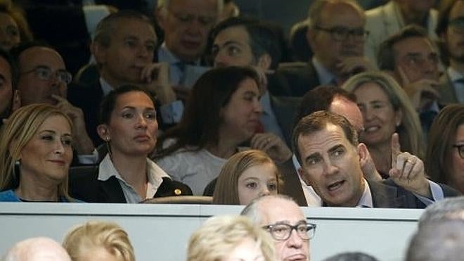La Infanta Sofía debuta en el Bernabéu