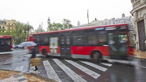 La EMT alargará su itinerario para llegar a El Perelló y El Perellonet
