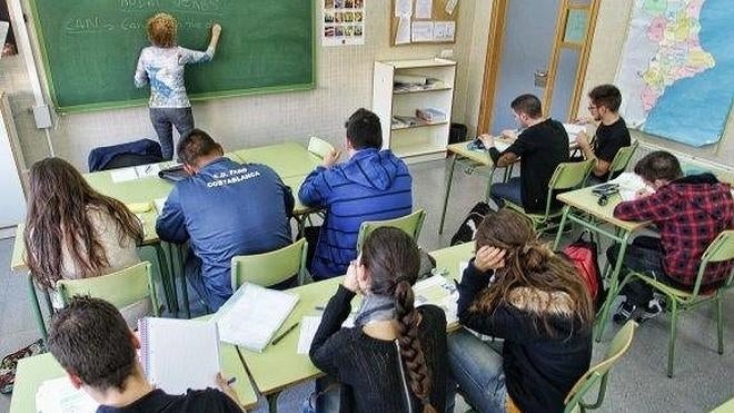 Educación abre el proceso de admisión en Secundaria y Bachillerato