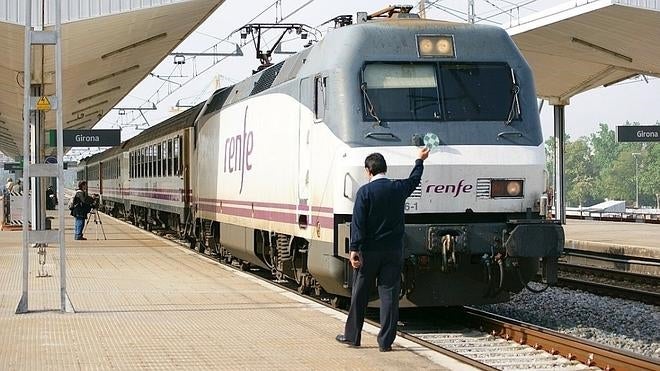 Renfe ofrece 522 puestos de trabajo para maquinista, mantenimiento y comercial. Oferta Pública de Empleo 2016
