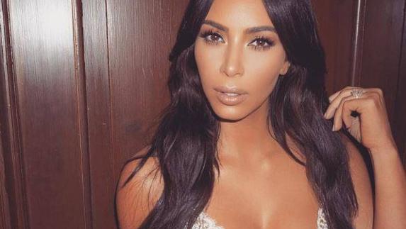 Kim Kardashian tarda dos horas en maquillarse