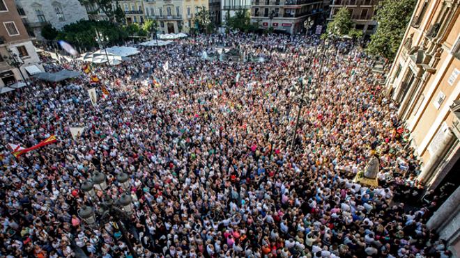 Apoyo masivo al acto de desagravio a la Mare de Déu