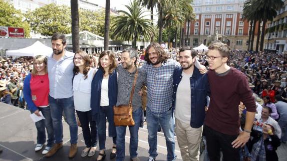 Mónica Oltra, en A Coruña: «Camps, Cotino, Barberá, os mandamos a la calle y ahora, uno a uno, a la cárcel»