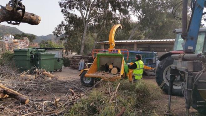 Medio Ambiente planea la prohibición total de quemas junto al monte para evitar incendios en la Comunitat Valenciana