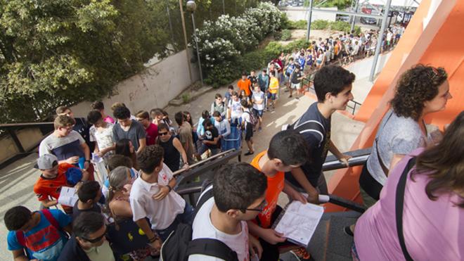 Agotados en 30 minutos los 200 abonos becados del Valencia Basket