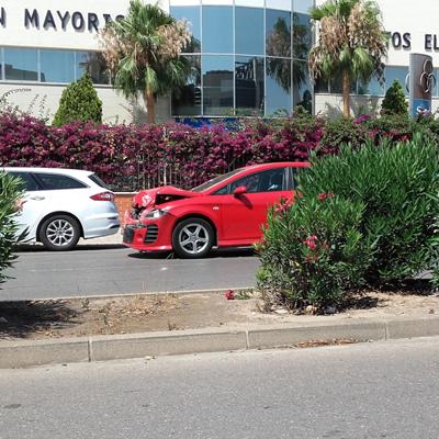 Nuevo accidente en la rotonda 'fantasma' de Fusters