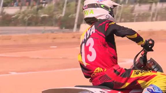 El Circuit de Cheste se estrena con el Flat Track