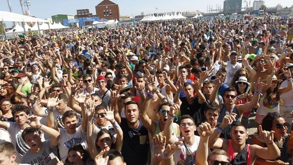 Las empresas afectadas por la suspensión del Marenostrum se unirán para demandar a la organización del festival