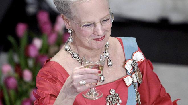 La reina Margarita tira de 'burger'