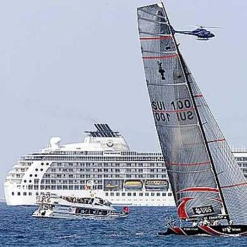 Ribó se suma a la apuesta de Calabuig por volver a traer la Copa América a Valencia