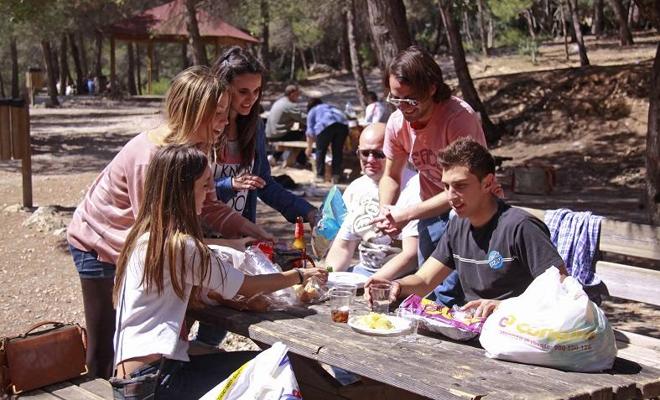 Descubre los mejores lugares donde hacer una 'torrà' cerca de Valencia