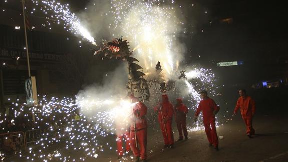 Calles cortadas por el correfoc de hoy, viernes 29 de julio, en la Gran Fira de València 2016