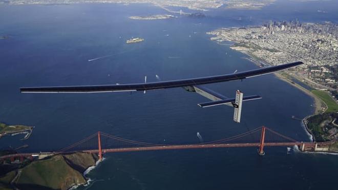 Un avión solar da la vuelta al mundo