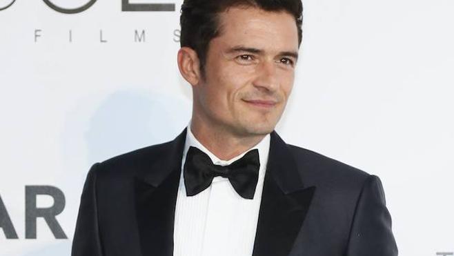 Orlando Bloom enseña más de la cuenta en Cerdeña