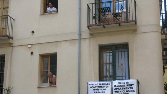 Arranca una campaña contra los apartamentos en edificios con vecinos en Ciutat Vella