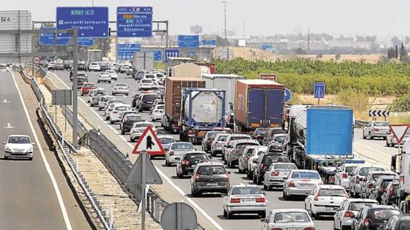 El teléfono 112 aumentará su servicio por la Operación Salida del puente del 15 de agosto