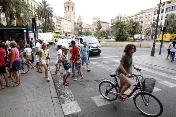 La plaza de la Reina, a debate