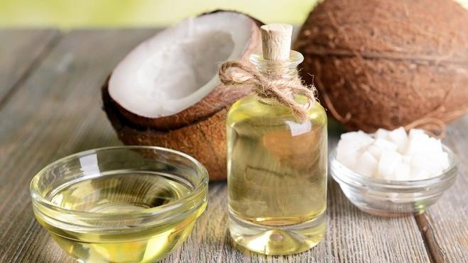 Seis usos del aceite de coco para la belleza