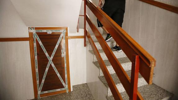 El homicida de Torrevieja confiesa que mató y emparedó en el cuarto de contadores a su mujer