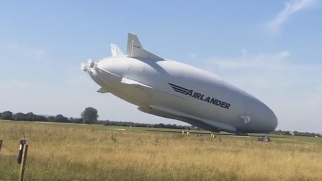 El dirigible más grande del mundo se estrella al segundo vuelo