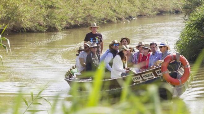 Los pescadores medirán la profundidad de la Albufera para pedir un dragado selectivo