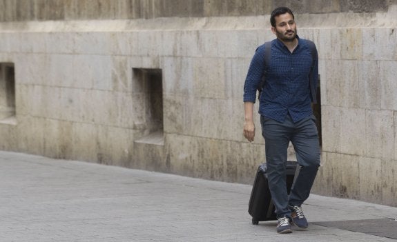 El Gobierno también irá a los tribunales si Educación no renuncia a su boicot a la Lomce