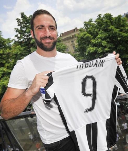 La Juventus, protagonista del mercado de fichajes italiano