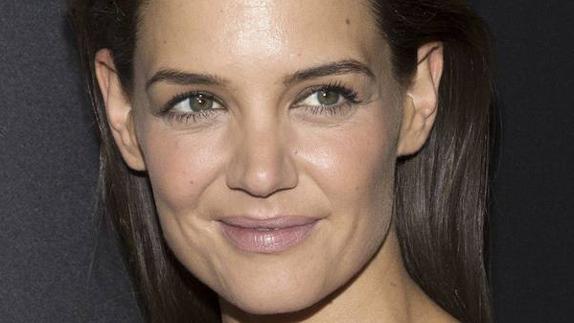 Katie Holmes pactó con Tom Cruise que «no saldría con nadie públicamente hasta 2017»