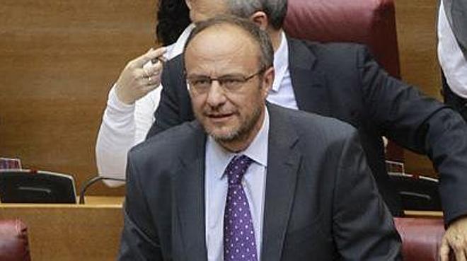 Imputados dos exdiputados provinciales del PSPV y uno del PP por los contratos ficticios