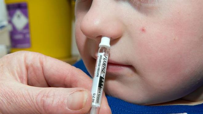 Presentan en Valencia Fluenz Tetra®, la única vacuna infantil intranasal con cuatro cepas de la gripe