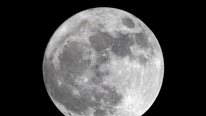 ¿Cuánto costaría vivir en la luna?