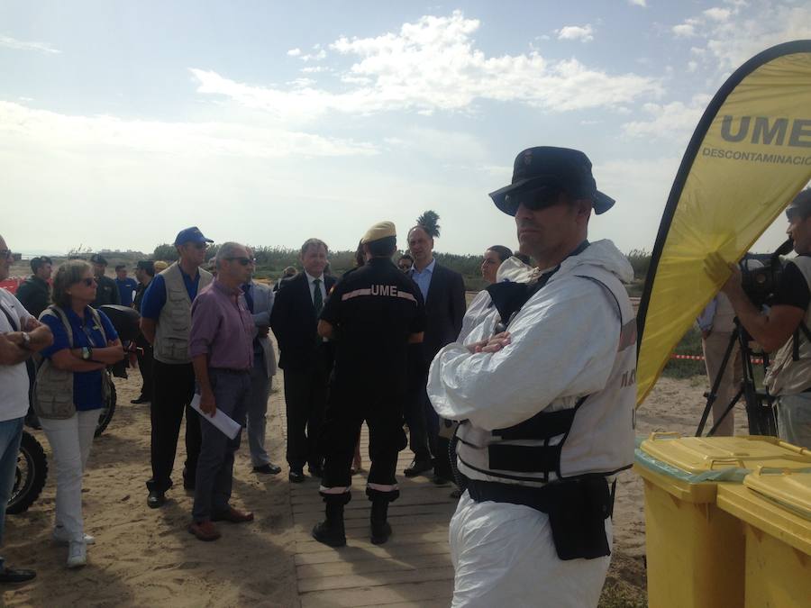 Simulan en Valencia el choque entre dos barcos con productos químicos