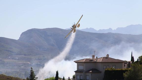 El bajo nivel de los embalses impide a hidroaviones repostar