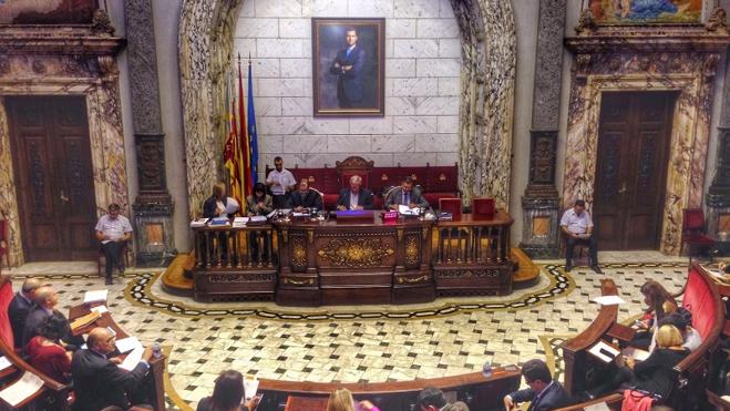 PP y Ciudadanos recogerán firmas para que el nombre de Valencia sea también en castellano