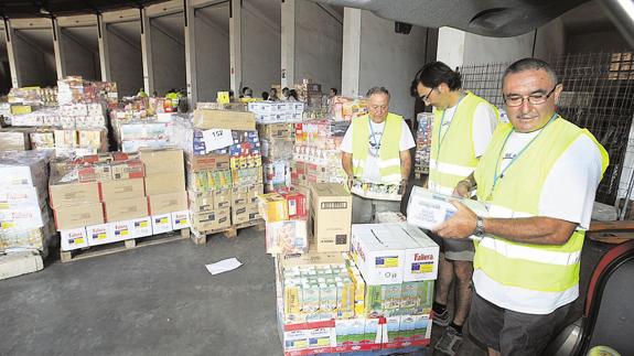 Banco de Alimentos necesita 110.000 voluntarios para este mes