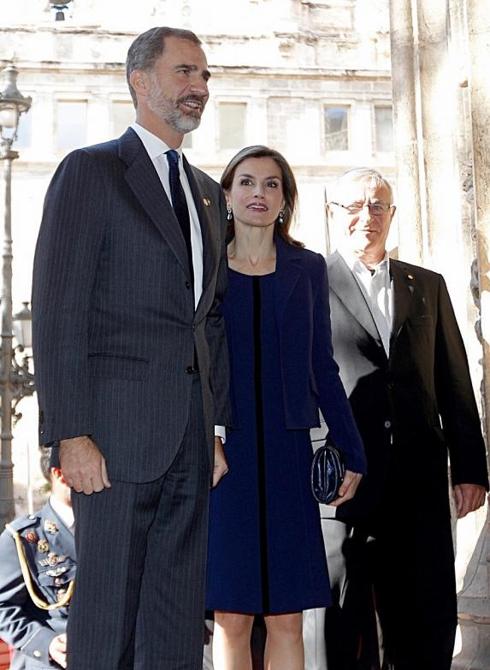 Los asistentes a los Premios Jaime I guardan un minuto de silencio por Rita Barberá