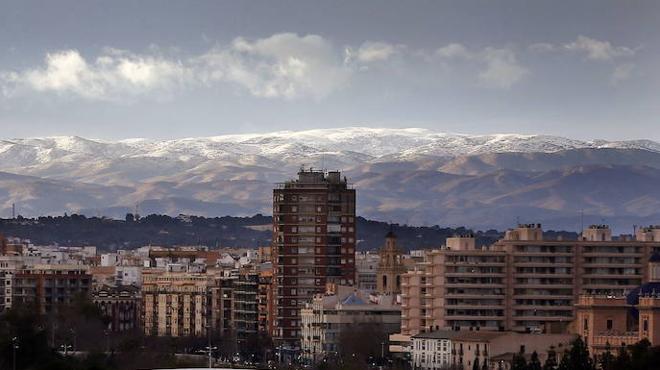 ¿Dónde ir con los niños a ver nieve cerca de Valencia?