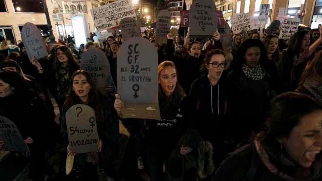 Una marcha reclama en Valencia el fin de la violencia de género