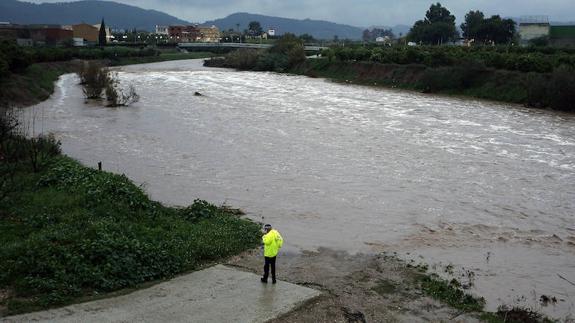 Alerta por lluvias torrenciales en Valencia y por la crecida del caudal del río Sellent