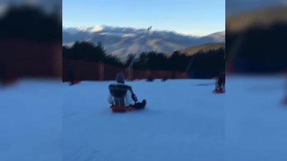 Shakira, Piqué y sus hijos, de escapada en la nieve