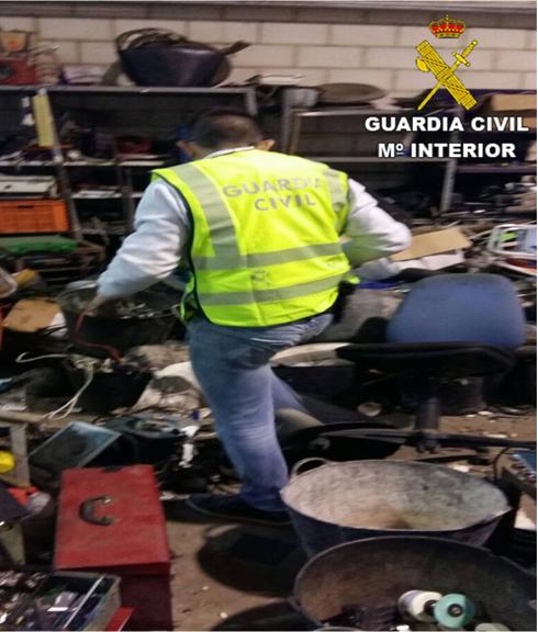 La Guardia Civil de El Verger destapa un entramado de compra y venta en una chatarrería de Palma de Gandia de efectos sustraídos