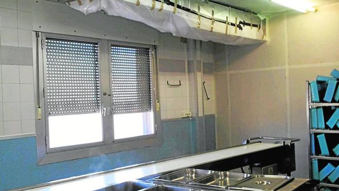 Las lluvias obligan a realizar obras en la cocina del Arnau