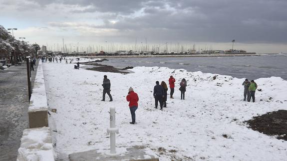 Vídeos de la nevada en la Comunitat Valenciana