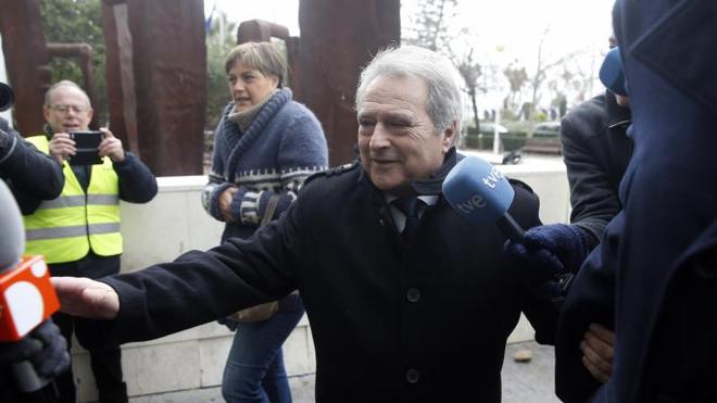 Rus afirma que está tranquilo y que ahorró mucho dinero a la Diputación en contratos