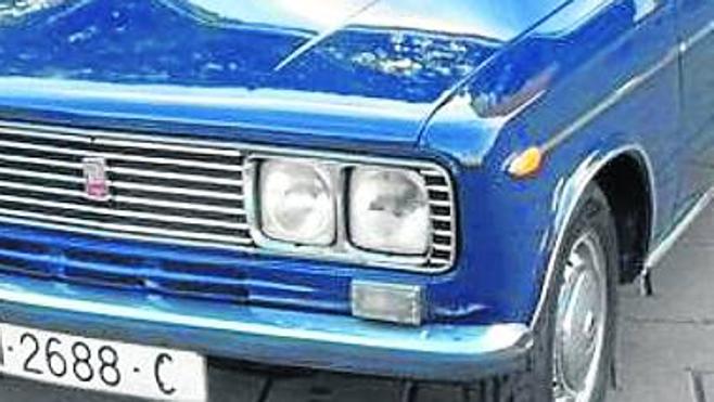 A subasta un Seat 1430 que perteneció a Julio Iglesias