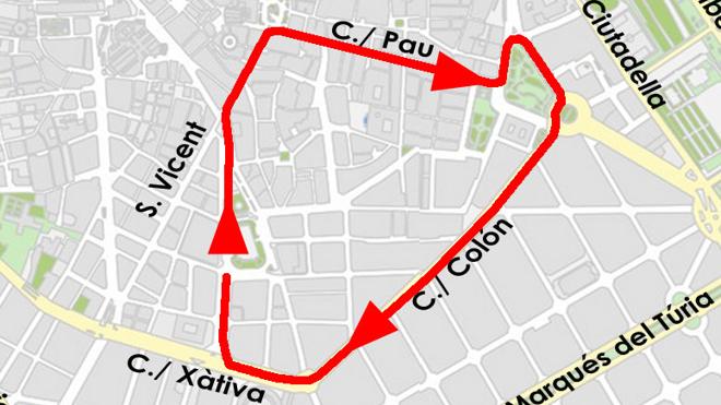 Marcha solidaria en bicicleta por Valencia con motivo de la Volta ciclista a la Comunitat