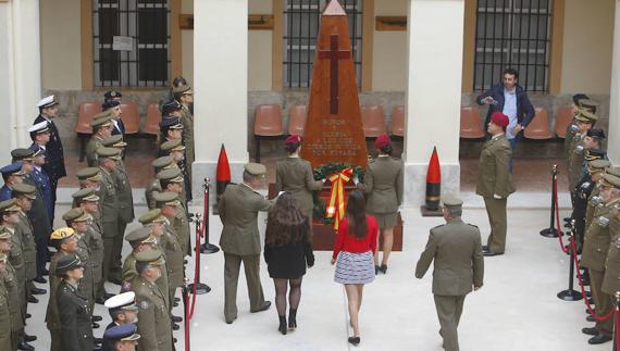 «La neblinosa Monja Alférez», mejor carta a un militar español