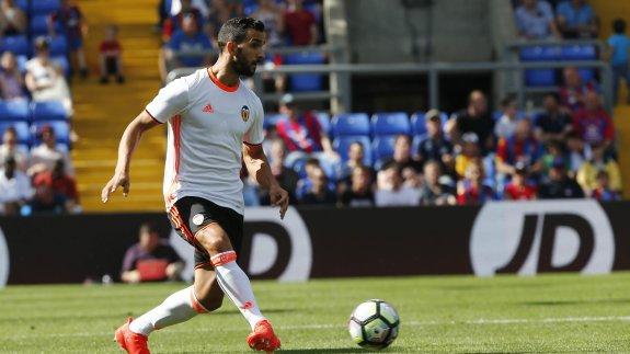 Valencia CF | Santi Mina y Montoya llegan a tiempo contra el Atlético de Madrid