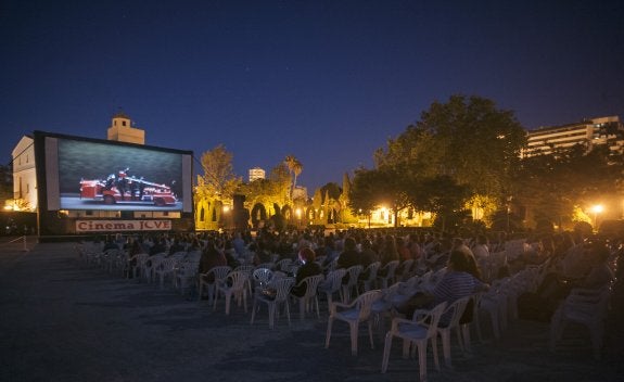 Cinema Jove traslada las proyecciones de Viveros al Museo del Carmen