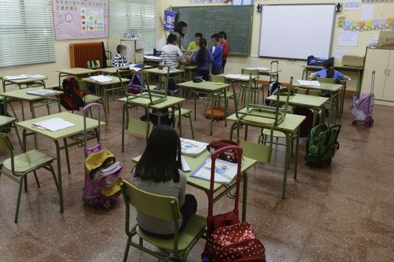 La Conselleria de Educación pregunta por los profesores y alumnos homosexuales de los colegios